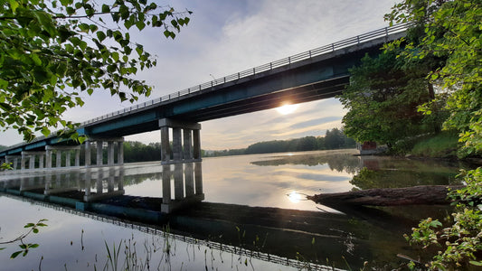 Soleil Timide Près Du Pont Jacques Cartier 1 Juin 2021 (Vue K1)