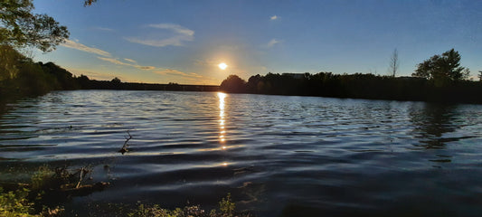 Coucher De Soleil Du 12 Septembre 2021 18H19 (Vue 1) Rivière Magog Sherbrooke. Pont Jacques Cartier