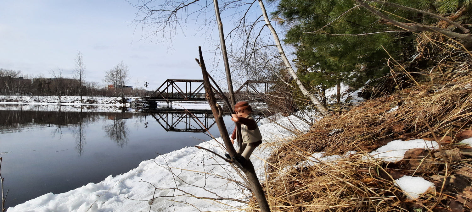 Trouve Keveune Près Du Pont Noir De Sherbrooke (Vue 1)