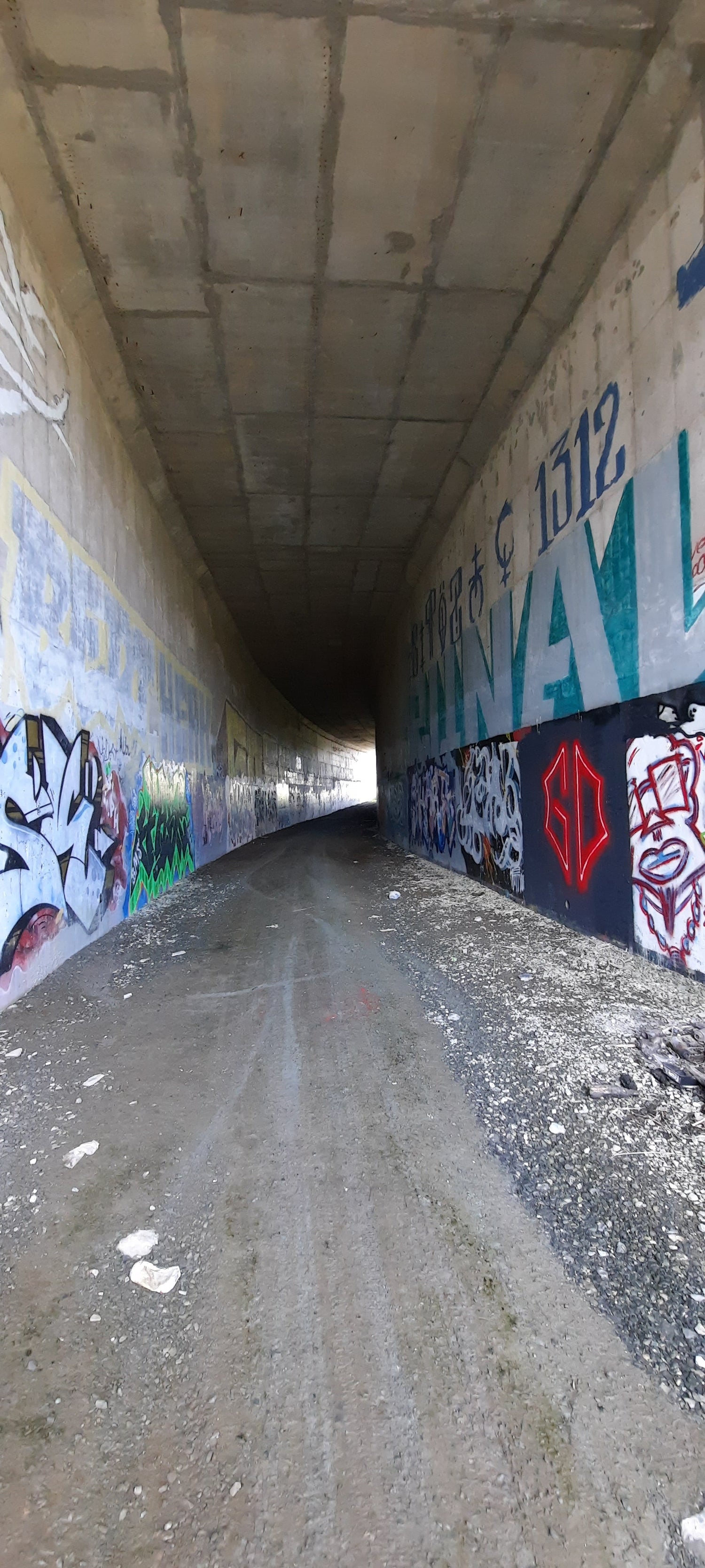 Tunnel