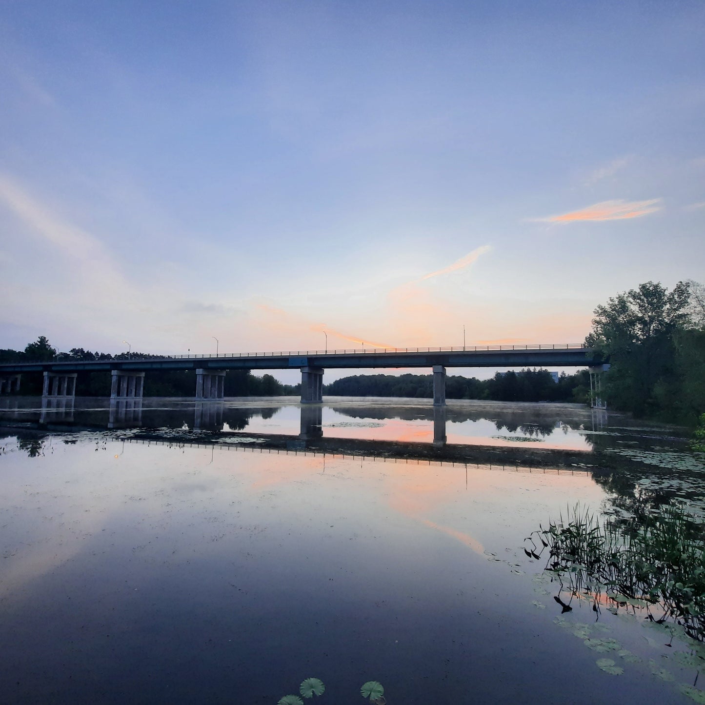 2023-09-02 Le Pont Jacques-Cartier De Sherbrooke (Vue T1)