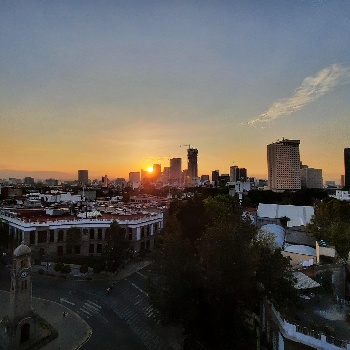 2023-11-05 Coucher de soleil à Mexico city (3 photos)