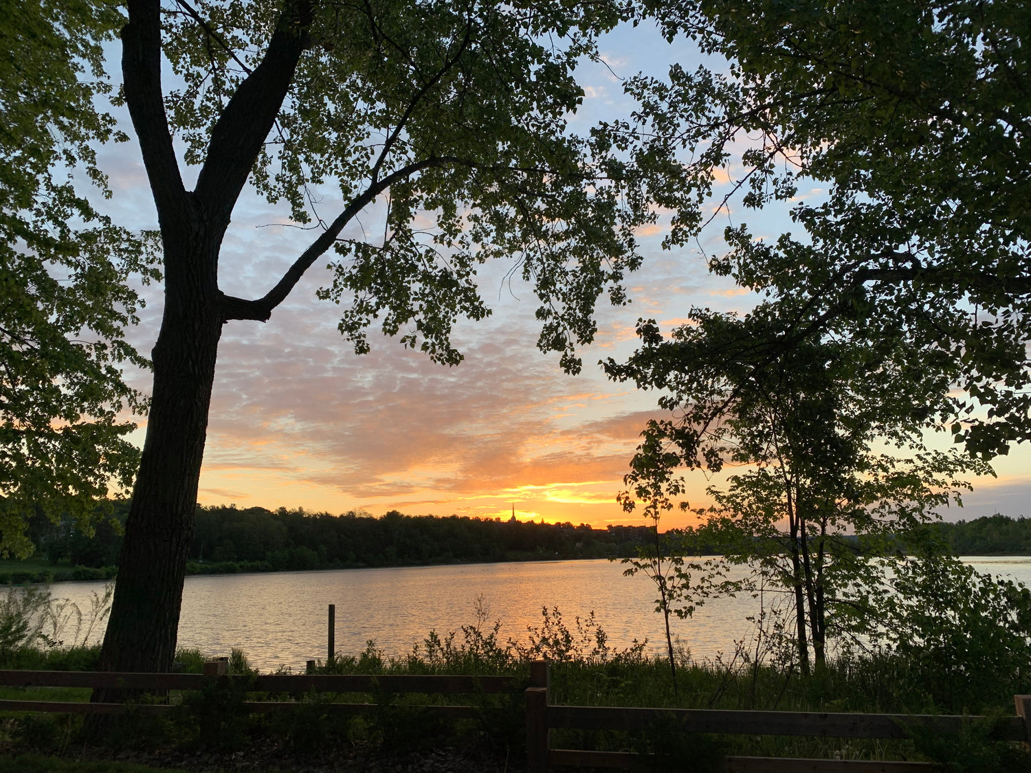 30 Mai 2021 Lever Du Soleil Lac Des Nations