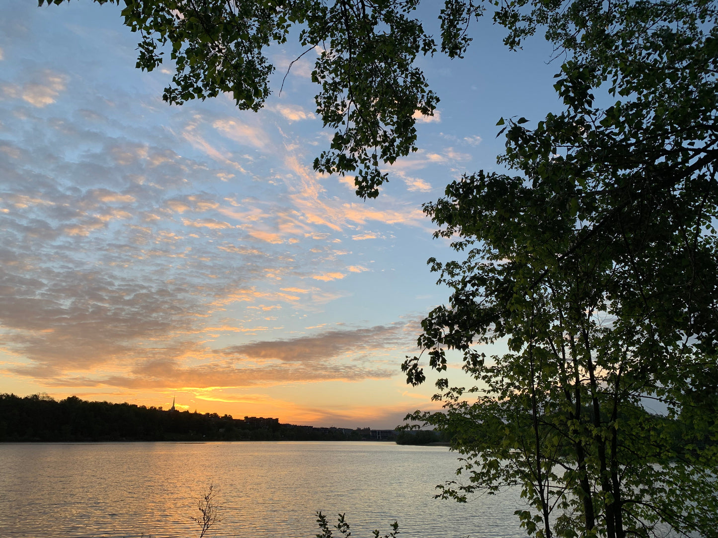 30 Mai 2021 Lever Du Soleil Lac Des Nations