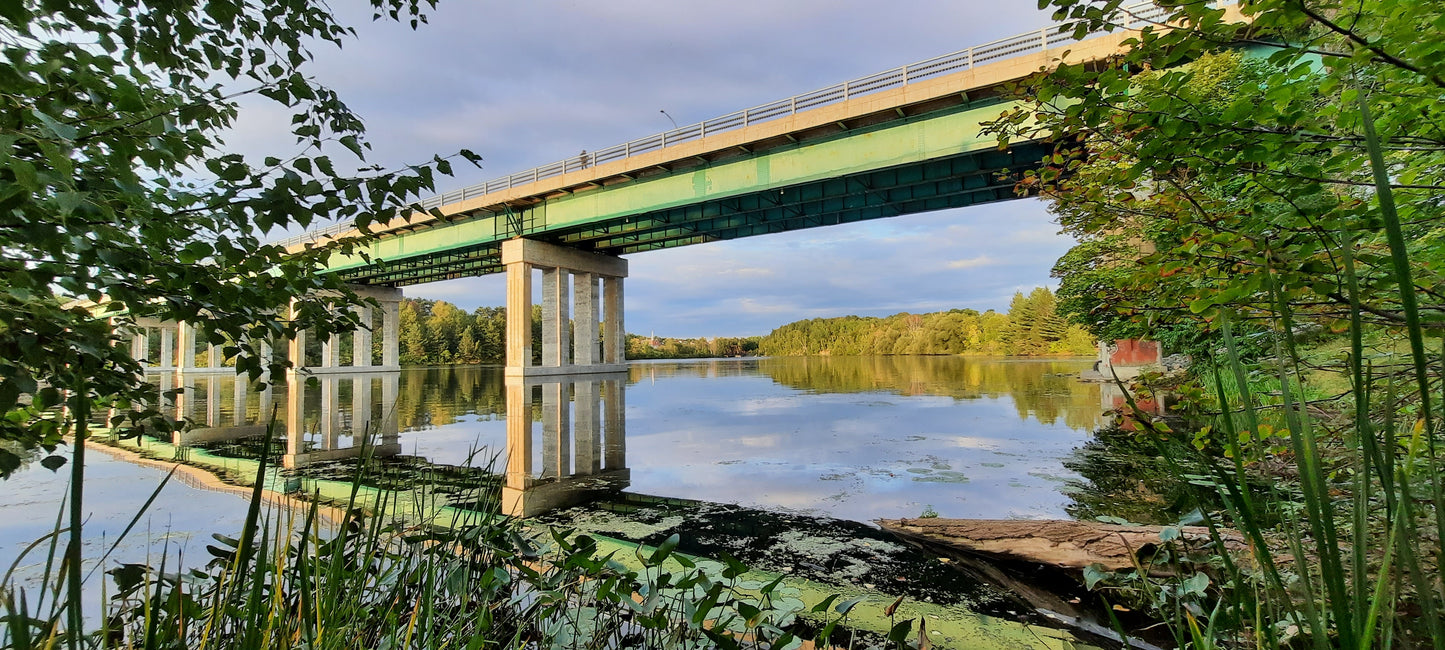 11 SEPTEMBRE 2021 18h06 (Vue K1)  Rivière Magog Sherbrooke. Pont Jacques Cartier