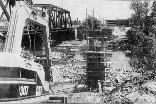 1997-06-21 Construction of the Magog River Footbridge in #Sherbrooke #History